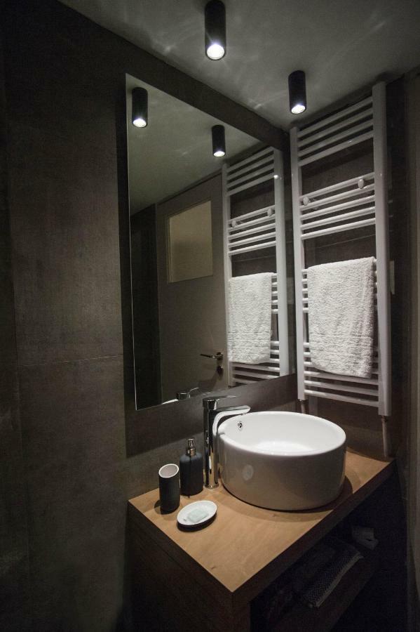 דירות אתונה Oro'S Stylish Kolonaki Flats Next To Metro & Museums מראה חיצוני תמונה